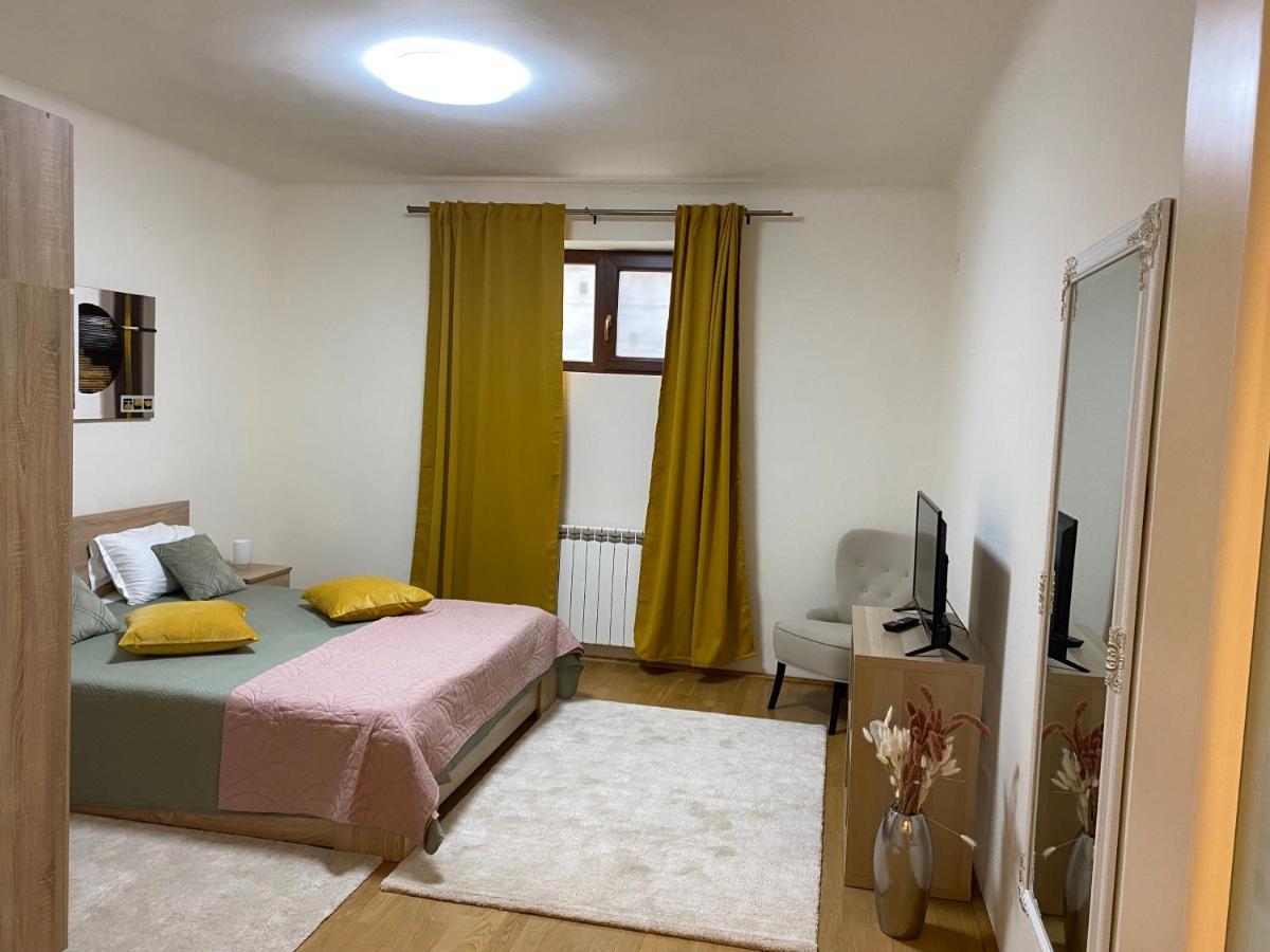 Downtown Apartment Boutique Green Garden Unirii Bucarest Esterno foto