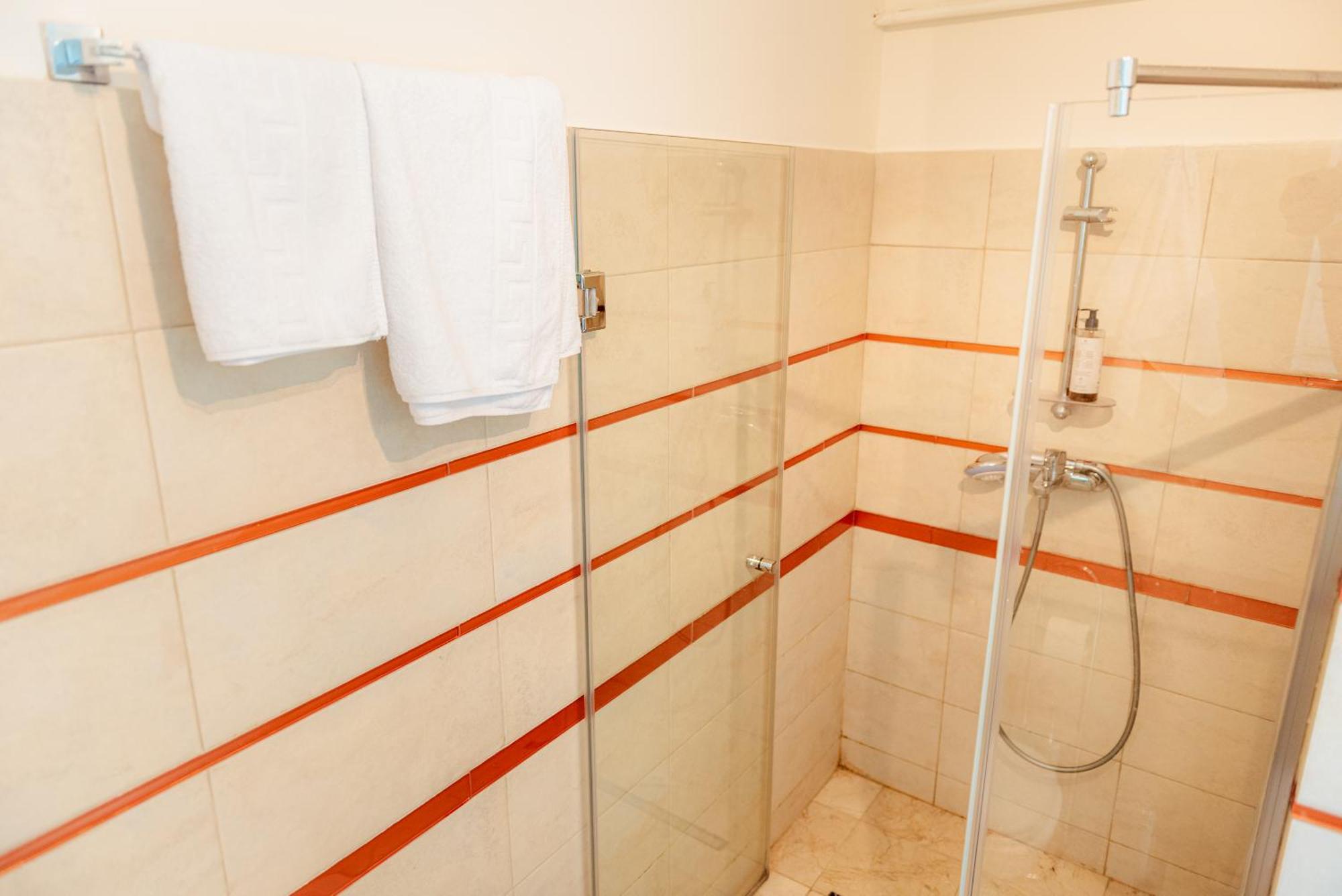 Downtown Apartment Boutique Green Garden Unirii Bucarest Esterno foto