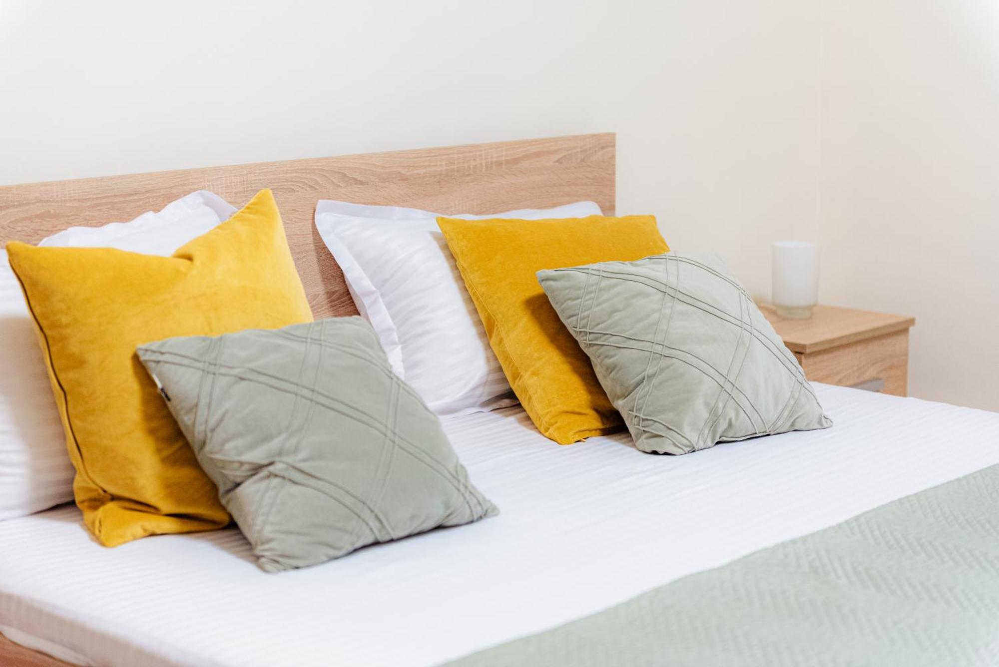 Downtown Apartment Boutique Green Garden Unirii Bucarest Esterno foto