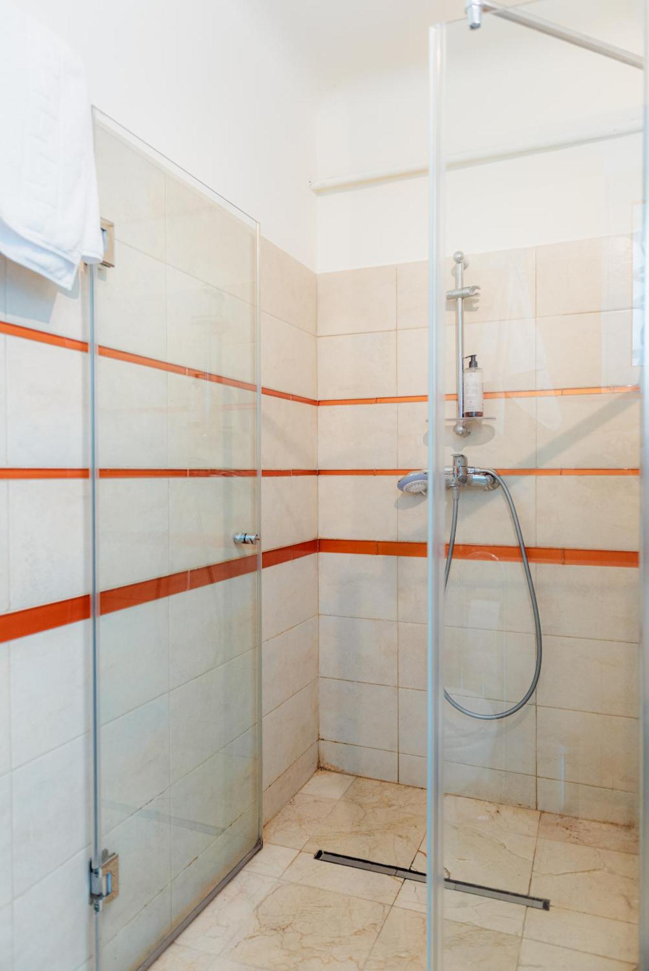 Downtown Apartment Boutique Green Garden Unirii Bucarest Esterno foto