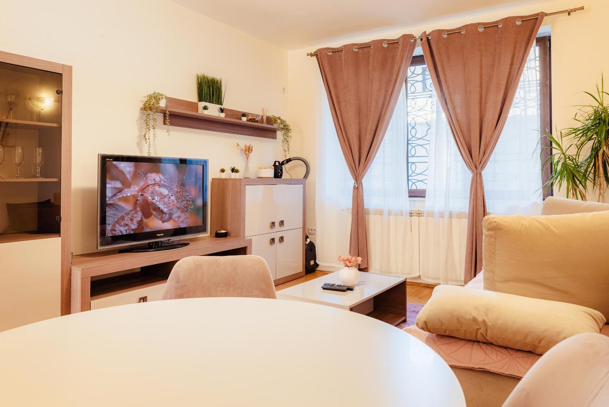 Downtown Apartment Boutique Green Garden Unirii Bucarest Esterno foto